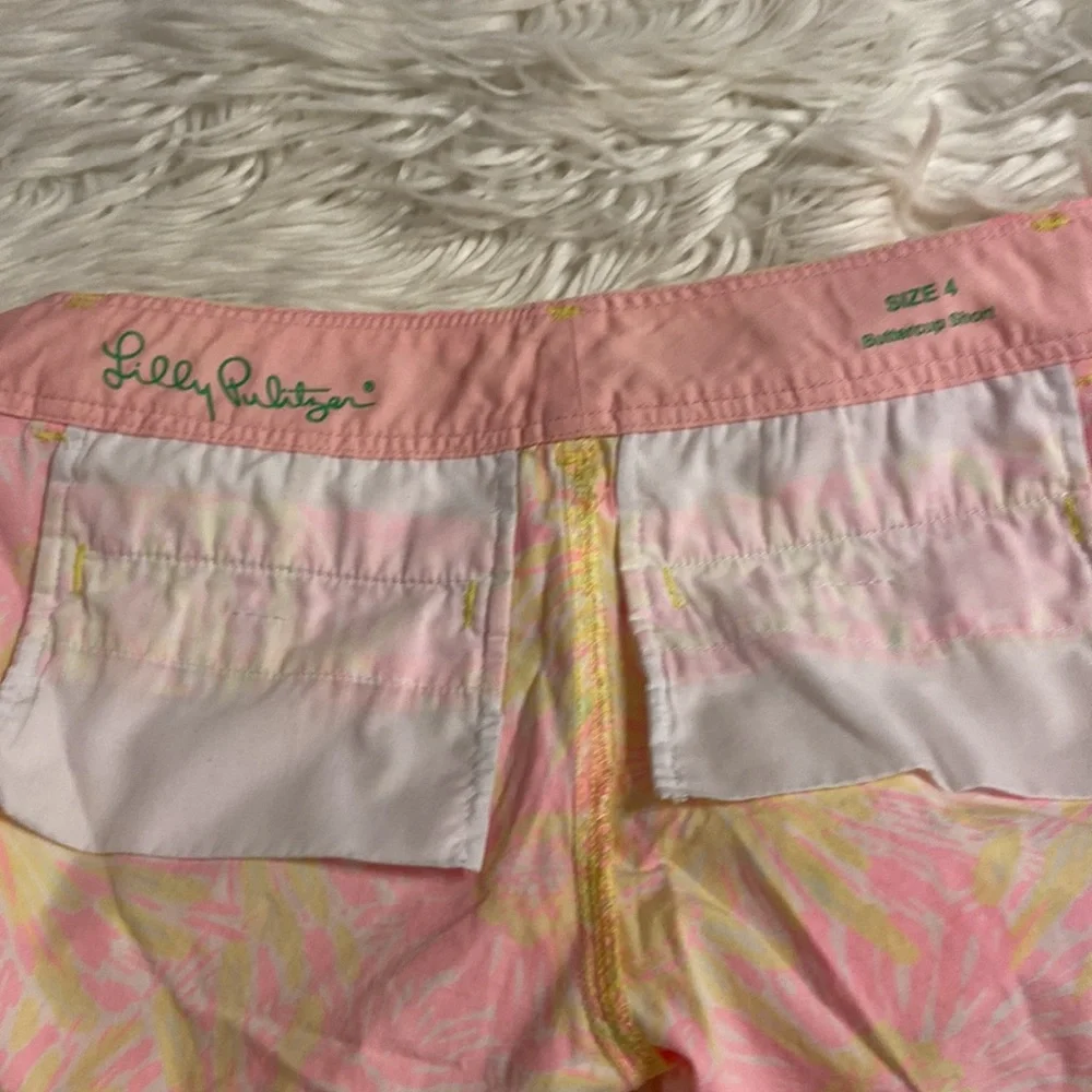 Lilly Pulitzer Buttercup Shorts size 4 excellent condition